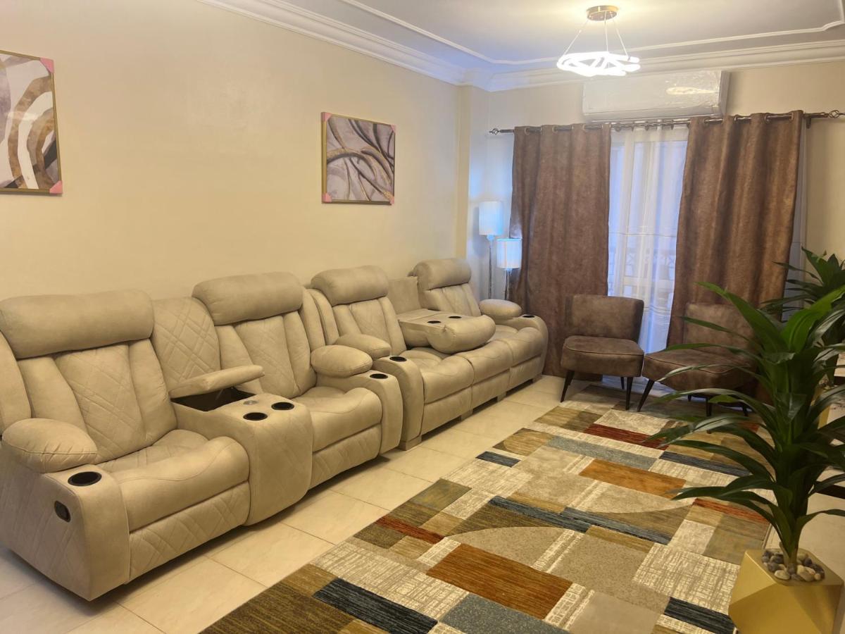 Luxurious Vip Apartment In Madinaty Furnished With High End Hotel Furniture Exterior photo