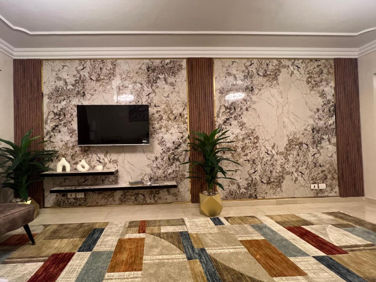 Luxurious Vip Apartment In Madinaty Furnished With High End Hotel Furniture Exterior photo