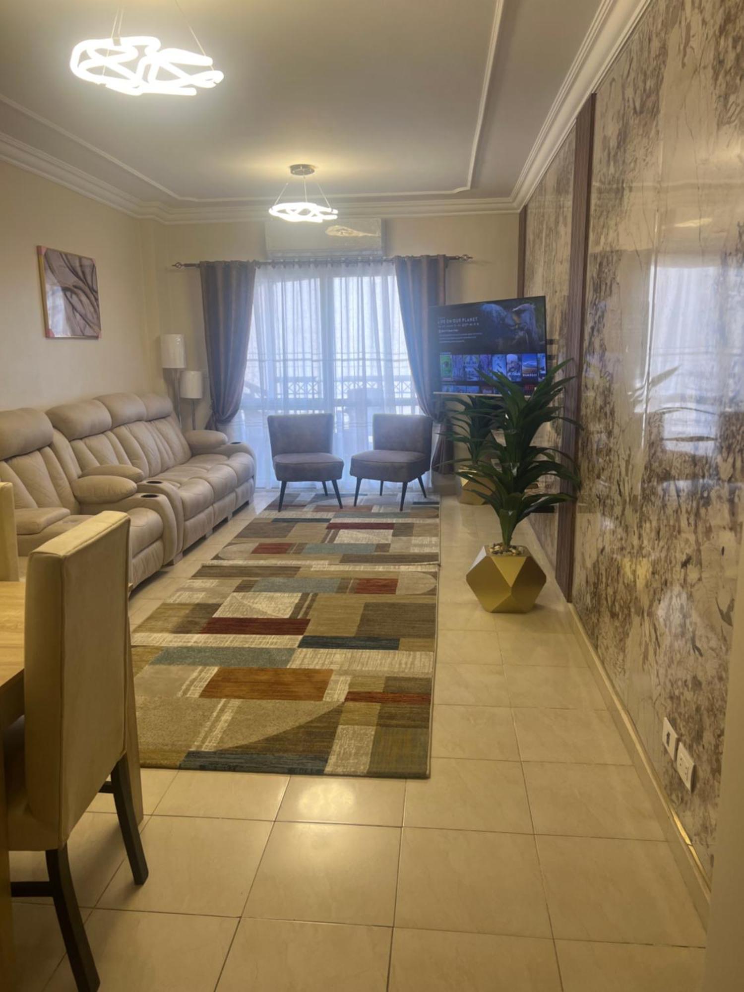 Luxurious Vip Apartment In Madinaty Furnished With High End Hotel Furniture Exterior photo
