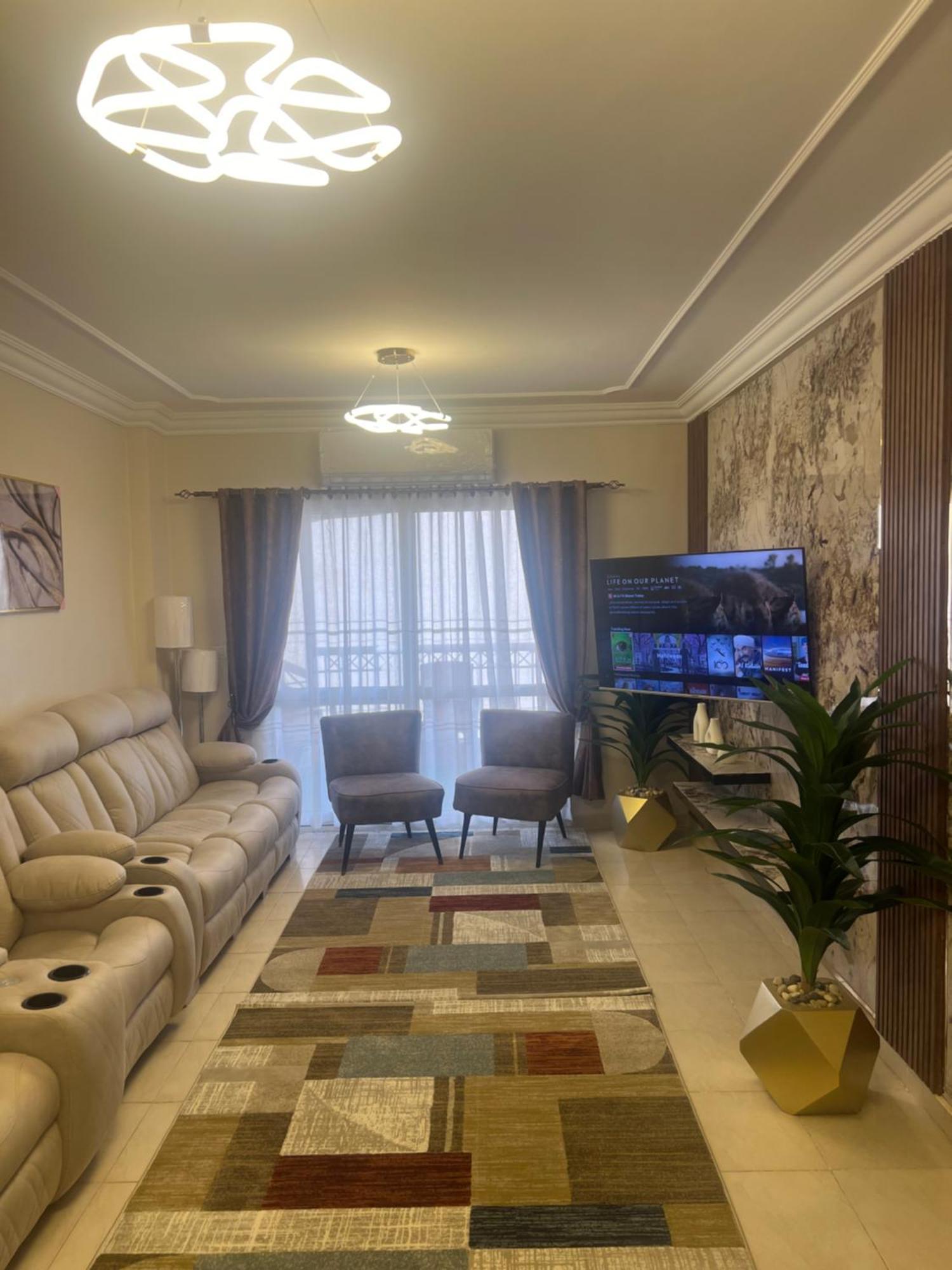 Luxurious Vip Apartment In Madinaty Furnished With High End Hotel Furniture Exterior photo